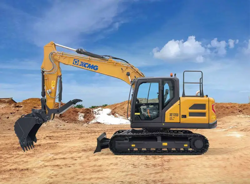 Excavadora XE135U